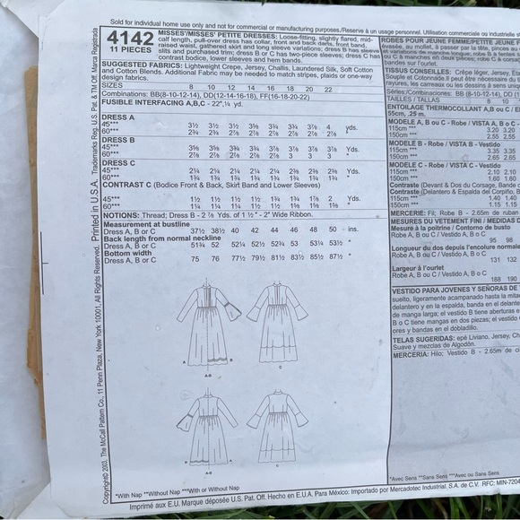 Vintage Dress Pattern - Picture 7 of 8